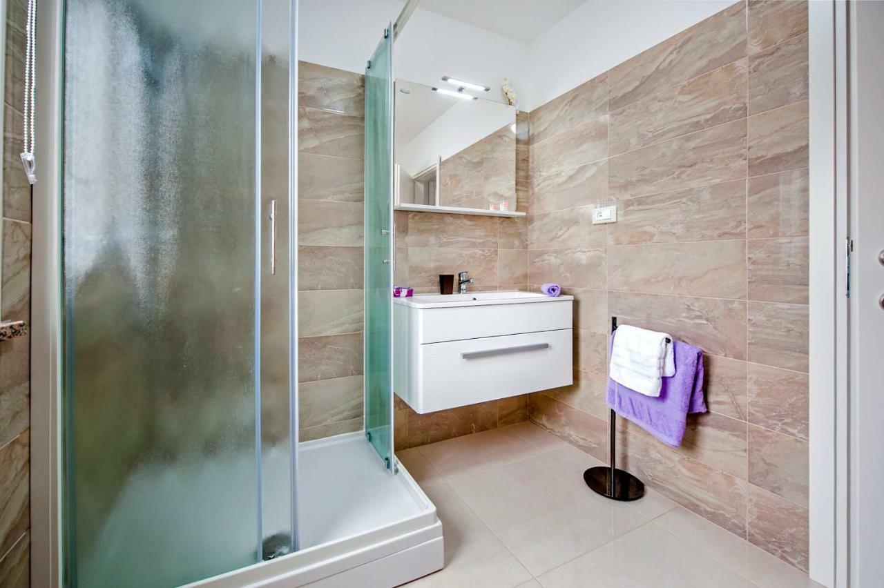 Apartman Sonata โรวีน ภายนอก รูปภาพ